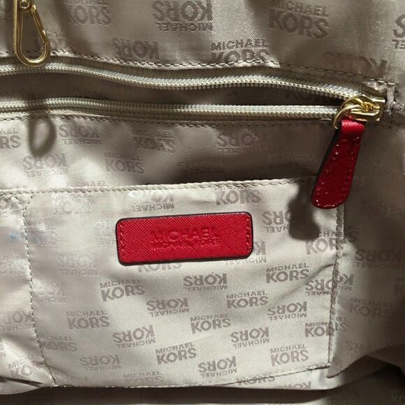 ‎Michael Kors Jet Set Medium Tote Bag Red - Picture 15 of 16